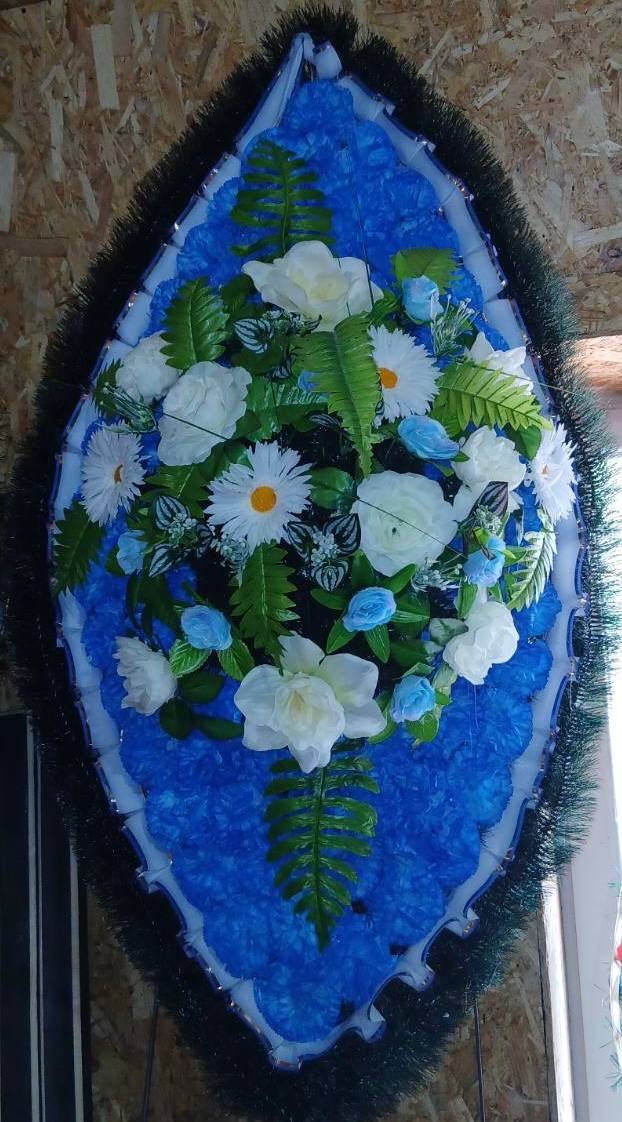 Вінок Лист великий букет посередені