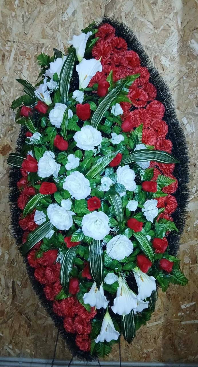 Вінок Великий Лист, букет навскоси