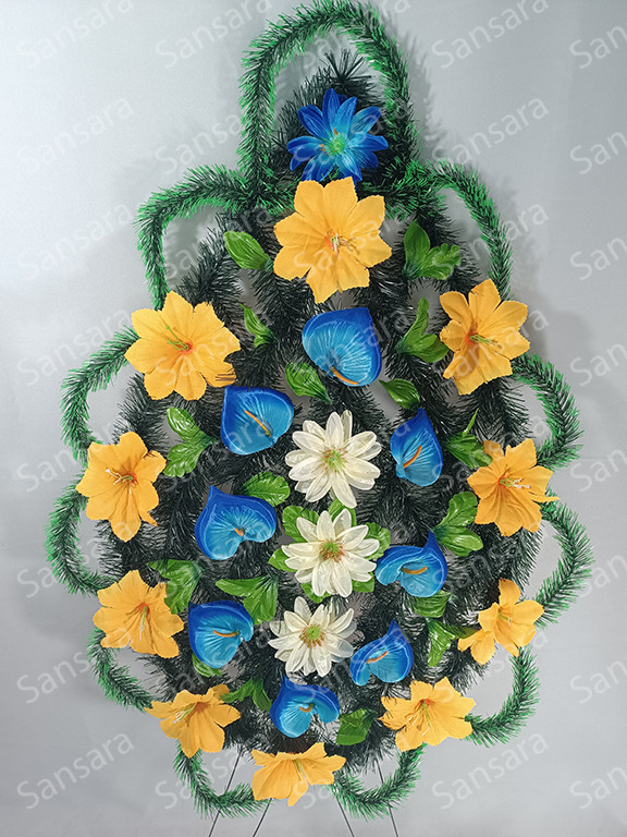 Вінок  150/70см Вінок в зеленій хвоі