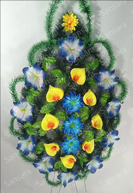 Вінок 150/70см Вінок в зеленій хвоі